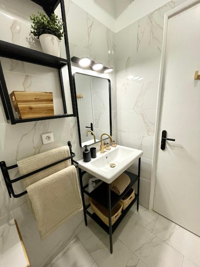 Apartamento Cosy Cocoon - 2 To 4 Travelers. Niza Exterior foto